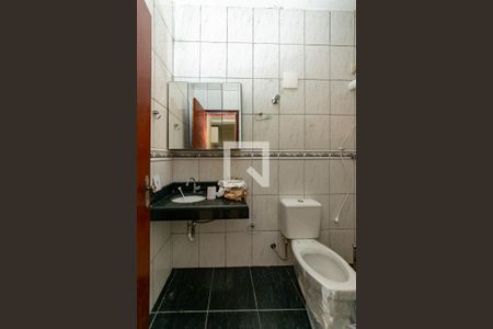 Casa à venda com 360m², 3 quartos e 4 vagas Casa à venda com 360m², 3 quartos e 4 vagasCasa 2