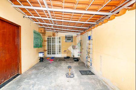 Casa à venda com 360m², 3 quartos e 4 vagas Casa à venda com 360m², 3 quartos e 4 vagasCasa 2