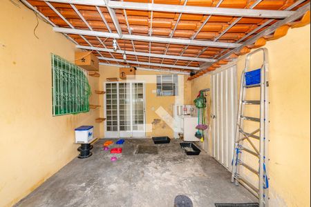 Casa à venda com 360m², 3 quartos e 4 vagas Casa à venda com 360m², 3 quartos e 4 vagasCasa 2