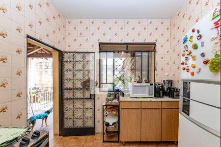 Casa à venda com 360m², 3 quartos e 4 vagas Casa à venda com 360m², 3 quartos e 4 vagasCozinha