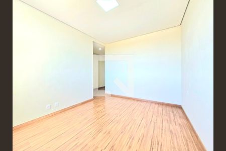 Casa à venda com 119m², 3 quartos e 3 vagasSuíte