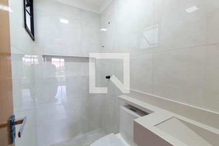 Casa à venda com 220m², 3 quartos e 5 vagasBanheiro da Suíte 3