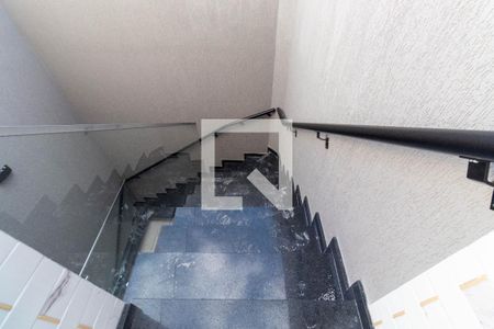 Casa à venda com 220m², 3 quartos e 5 vagasEscada