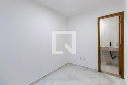 Casa à venda com 220m², 3 quartos e 5 vagasQuarto Suíte 2