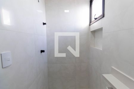 Casa à venda com 220m², 3 quartos e 5 vagasBanheiro da Suíte 1