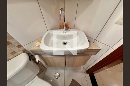 Apartamento à venda com 100m², 2 quartos e 2 vagasBanheiro 