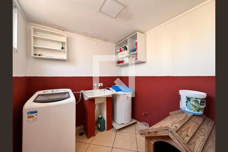 Apartamento à venda com 100m², 2 quartos e 2 vagasLavanderia