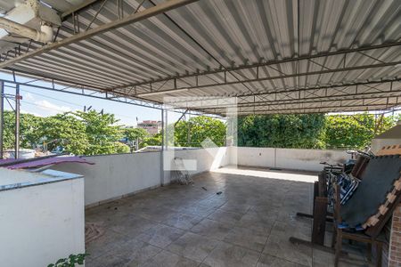 Apartamento à venda com 85m², 2 quartos e sem vaga Apartamento à venda com 85m², 2 quartos e sem vagaTerraço
