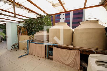 Casa à venda com 190m², 5 quartos e sem vaga Casa à venda com 190m², 5 quartos e sem vagaÁrea de Serviço