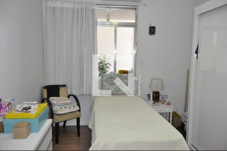 Casa à venda com 120m², 5 quartos e 4 vagasQuarto 2