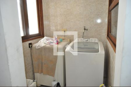 Casa à venda com 120m², 5 quartos e 4 vagasÁrea de Serviço