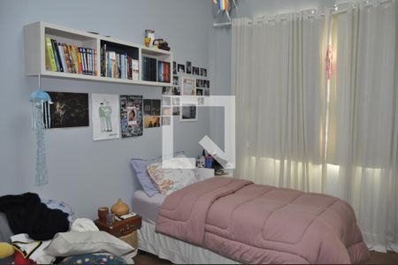 Casa à venda com 120m², 5 quartos e 4 vagasQuarto