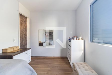 Apartamento à venda com 69m², 2 quartos e 1 vagaQuarto 2