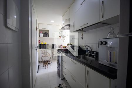 Apartamento à venda com 90m², 3 quartos e 2 vagasCozinha e Área de Serviço