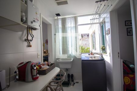 Apartamento à venda com 90m², 3 quartos e 2 vagasCozinha e Área de Serviço