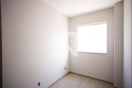 Casa à venda com 65m², 2 quartos e 1 vagaQuarto 2