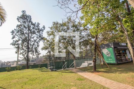 Casa de condomínio à venda com 275m², 4 quartos e 2 vagasMercado