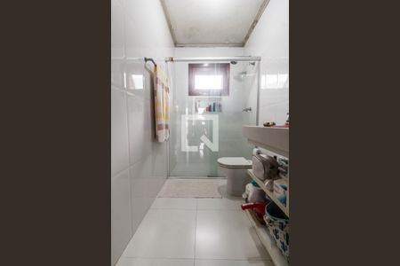 Casa de condomínio à venda com 275m², 4 quartos e 2 vagas Casa de condomínio à venda com 275m², 4 quartos e 2 vagasBanheiro da Suíte 1