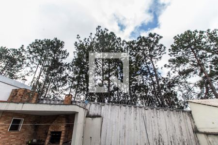 Casa de condomínio à venda com 275m², 4 quartos e 2 vagas Casa de condomínio à venda com 275m², 4 quartos e 2 vagasVista