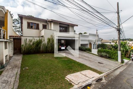 Casa de condomínio à venda com 275m², 4 quartos e 2 vagas Casa de condomínio à venda com 275m², 4 quartos e 2 vagasVista da Rua