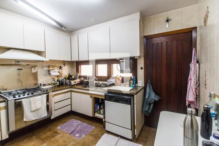 Casa de condomínio à venda com 275m², 4 quartos e 2 vagas Casa de condomínio à venda com 275m², 4 quartos e 2 vagasCozinha