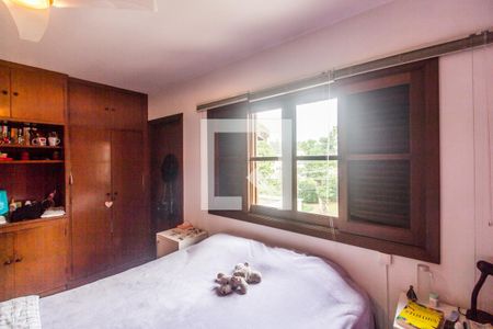 Casa de condomínio à venda com 275m², 4 quartos e 2 vagas Casa de condomínio à venda com 275m², 4 quartos e 2 vagasSuíte 1