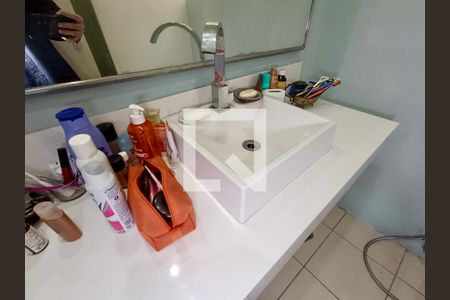 Apartamento à venda com 225m², 4 quartos e 1 vaga Apartamento à venda com 225m², 4 quartos e 1 vagaSuíte 2 banheiro