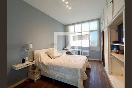 Apartamento à venda com 225m², 4 quartos e 1 vaga Apartamento à venda com 225m², 4 quartos e 1 vagaSuíte 2