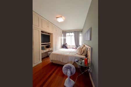 Apartamento à venda com 225m², 4 quartos e 1 vaga Apartamento à venda com 225m², 4 quartos e 1 vagaSuíte 1