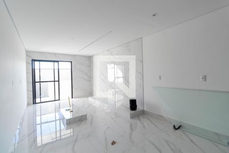 Casa à venda com 220m², 3 quartos e 5 vagas Casa à venda com 220m², 3 quartos e 5 vagasCozinha