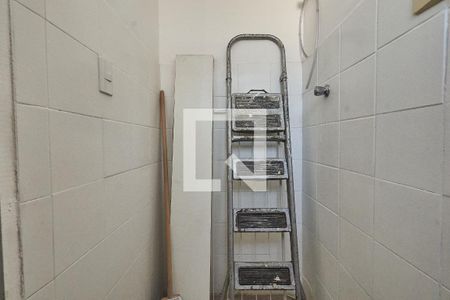 Apartamento à venda com 56m², 2 quartos e 1 vaga Apartamento à venda com 56m², 2 quartos e 1 vagaQuarto de Serviço