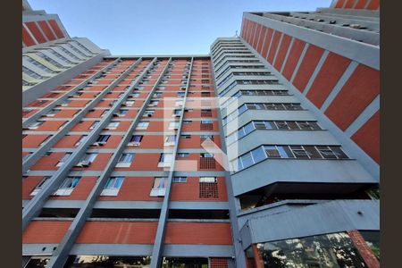 Apartamento à venda com 56m², 2 quartos e 1 vaga Apartamento à venda com 56m², 2 quartos e 1 vagaFachada