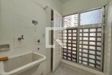 Apartamento à venda com 56m², 2 quartos e 1 vaga Apartamento à venda com 56m², 2 quartos e 1 vagaÁrea de Serviço