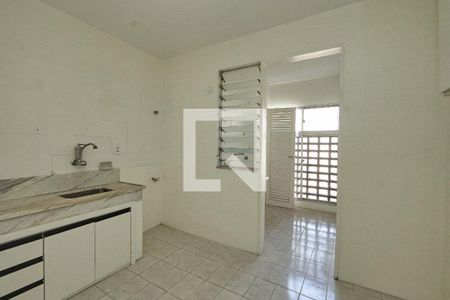 Apartamento à venda com 56m², 2 quartos e 1 vaga Apartamento à venda com 56m², 2 quartos e 1 vagaCozinha