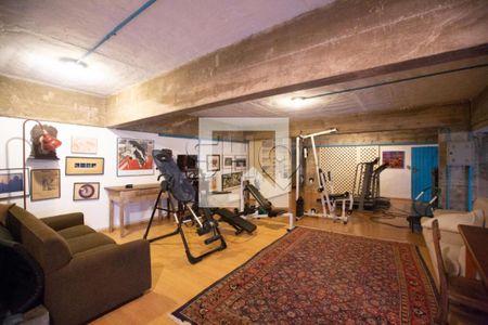 Casa à venda com 635m², 4 quartos e 4 vagas