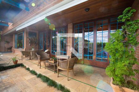 Casa à venda com 635m², 4 quartos e 4 vagas