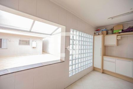 Casa à venda com 315m², 3 quartos e 5 vagas