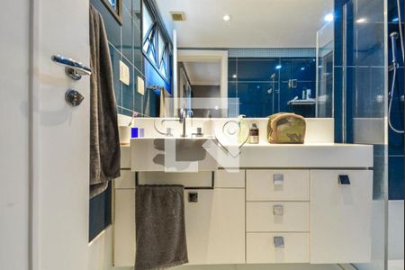 Apartamento à venda com 209m², 4 quartos e 5 vagas