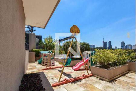 Apartamento à venda com 209m², 4 quartos e 5 vagas