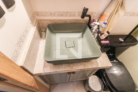 Casa de condomínio à venda com 60m², 2 quartos e 1 vagaBanheiro Social