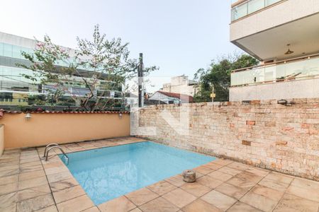 Casa de condomínio à venda com 60m², 2 quartos e 1 vagaÁrea comum - Piscina