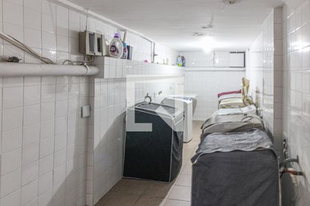 Casa de condomínio à venda com 60m², 2 quartos e 1 vagaÁrea comum - Lavanderia