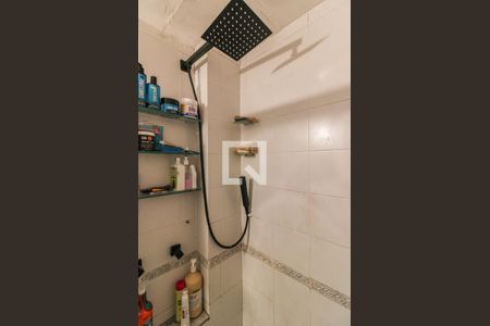 Casa de condomínio à venda com 60m², 2 quartos e 1 vagaBanheiro Social