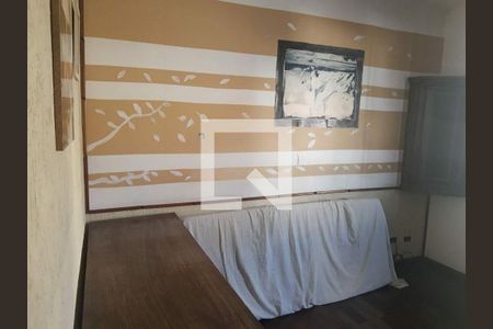 Casa à venda com 240m², 3 quartos e 2 vagas