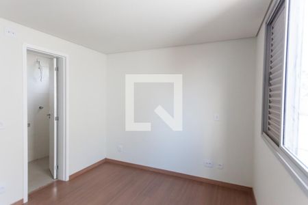 Apartamento à venda com 180m², 3 quartos e 2 vagasSuíte