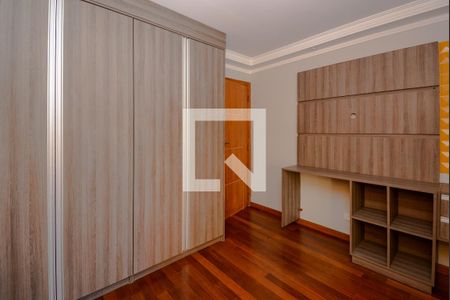 Casa à venda com 227m², 3 quartos e 5 vagasSuíte 3