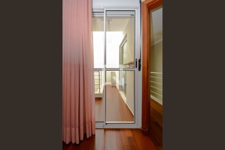 Casa à venda com 227m², 3 quartos e 5 vagasSuíte 2