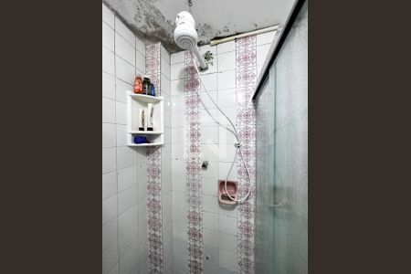 Apartamento à venda com 83m², 2 quartos e sem vagaBanheiro