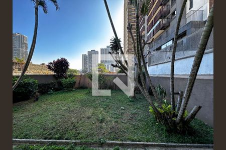 Apartamento à venda com 83m², 2 quartos e sem vagaVista Quarto 2