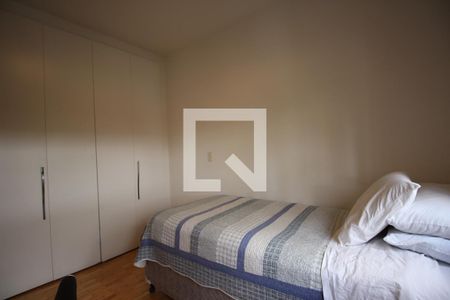 Apartamento à venda com 220m², 4 quartos e 4 vagasQuarto 4